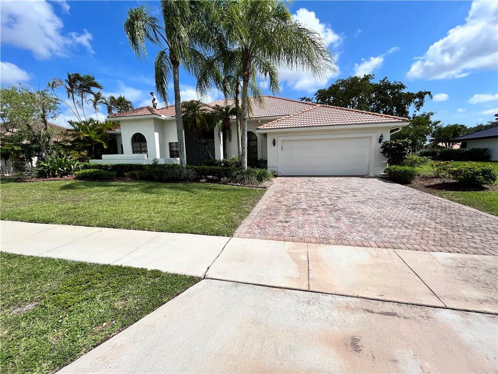 Property Photo:  11145 Boca Woods Lane  FL 33428 