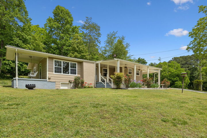 Property Photo: 1484 Blythe Ferry Road TN 37321