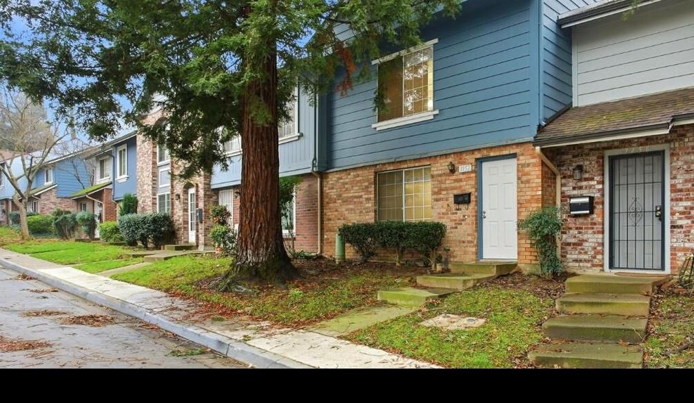 Property Photo:  3952 Oak Villa Circle  CA 95608 