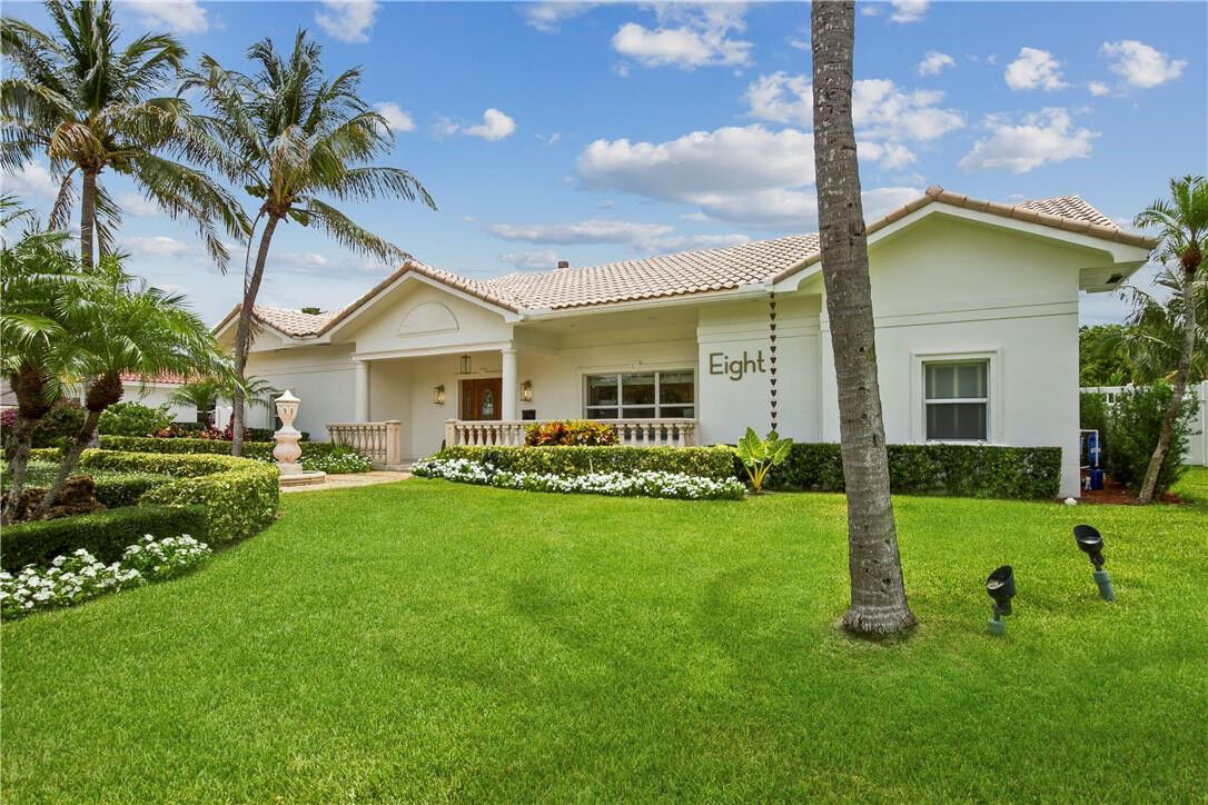 Property Photo:  8 Oneida Lane  FL 33308 