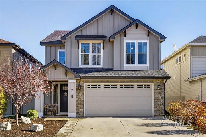 Property Photo:  2120 N Woodcreek St  ID 83704 