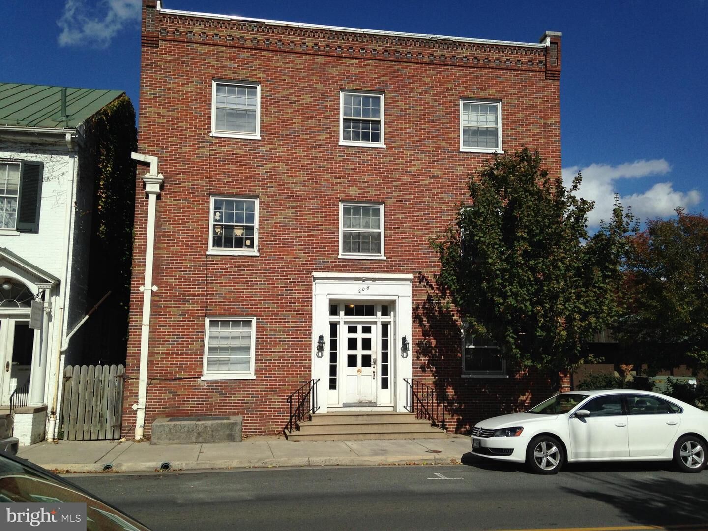 Property Photo:  208 W Boscawen Street 12  VA 22601 
