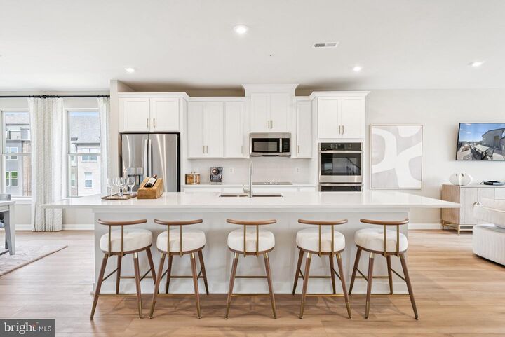 Property Photo: 6709 Belcrest Road MD 20782