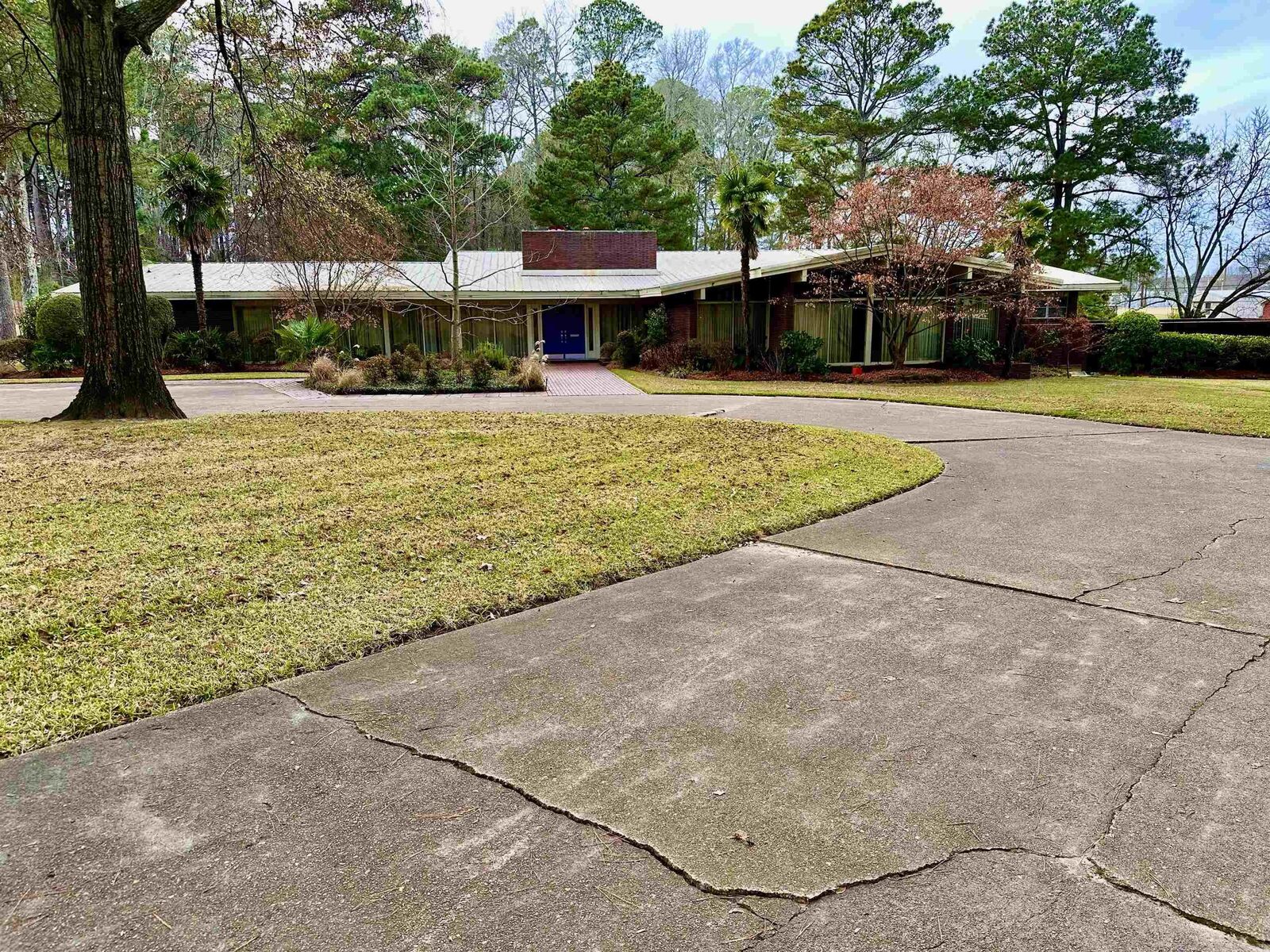Property Photo: 1215 N Washington Street AR 71753