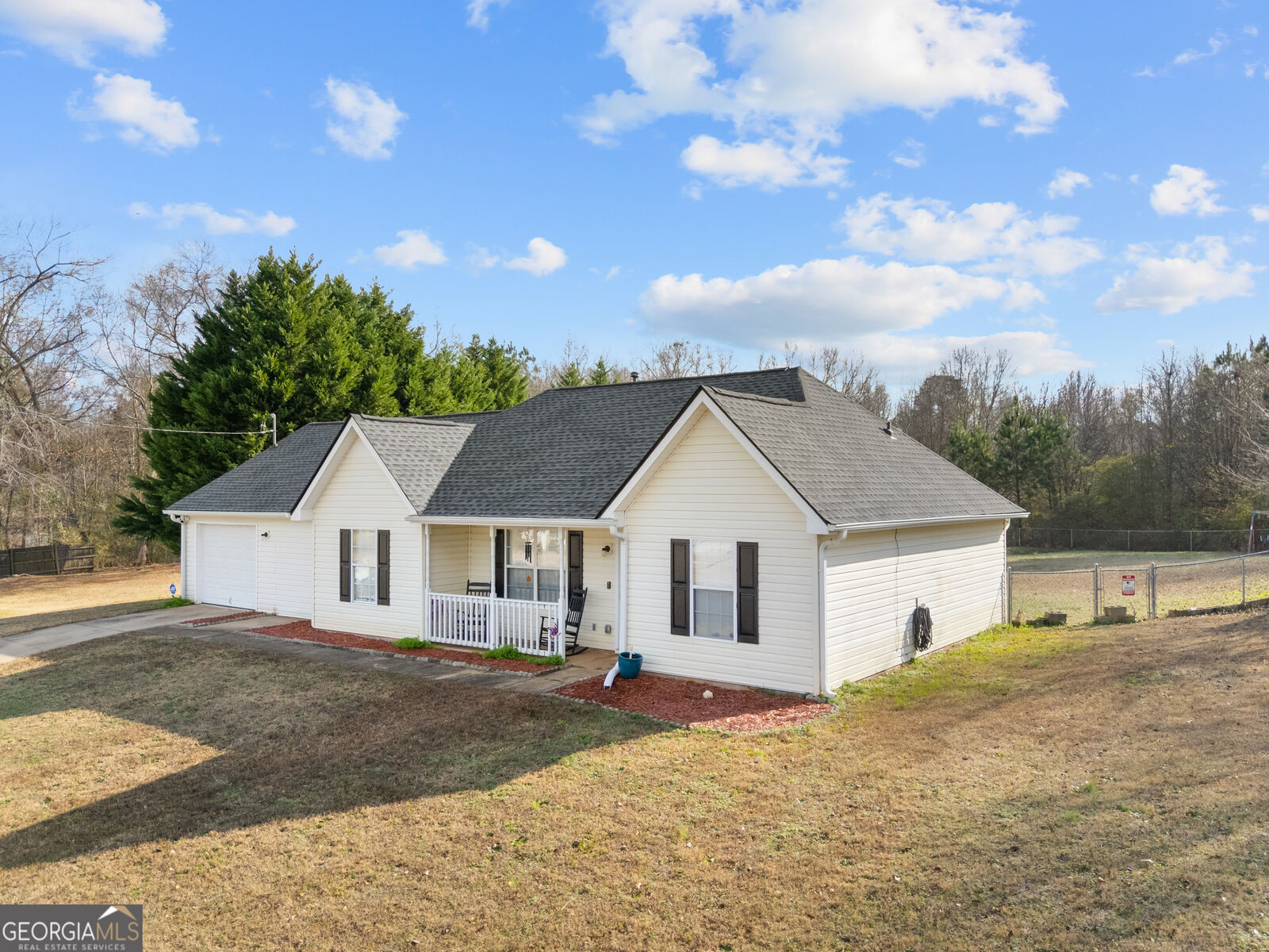 Property Photo: 184 Regal Road GA 30233