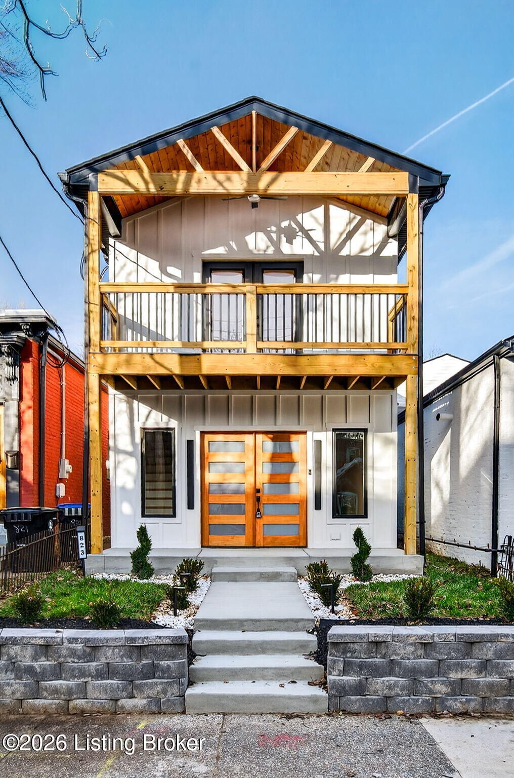 Property Photo:  823 Chestnut St  KY 40204 