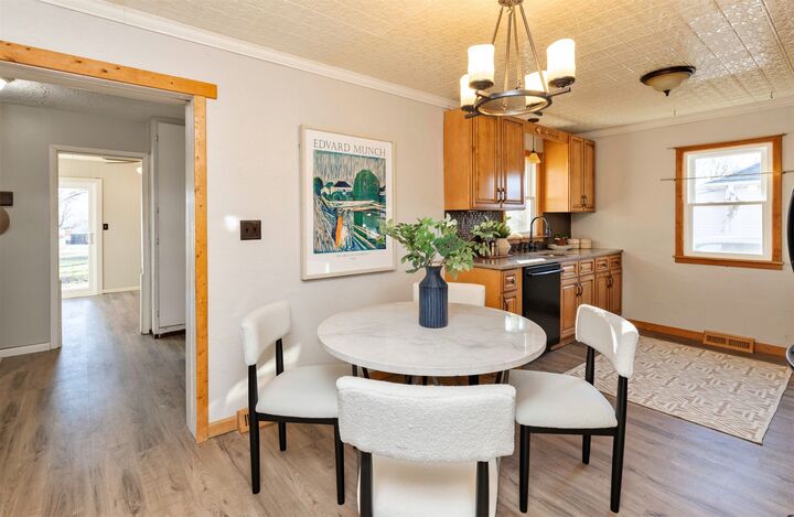 Property Photo:  841 13th Street  IA 50265 