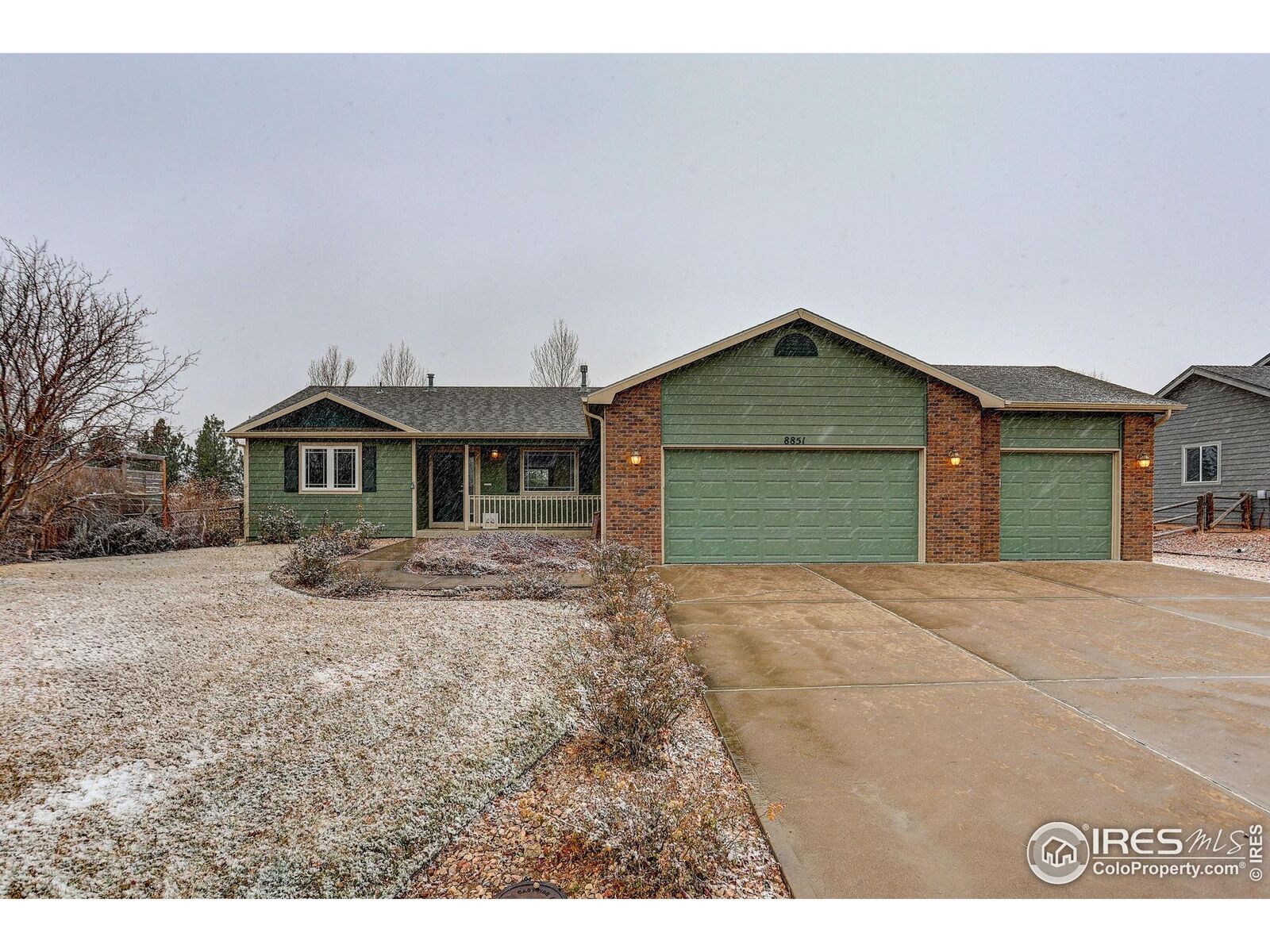 Property Photo: 8851 Indian Village Dr CO 80549