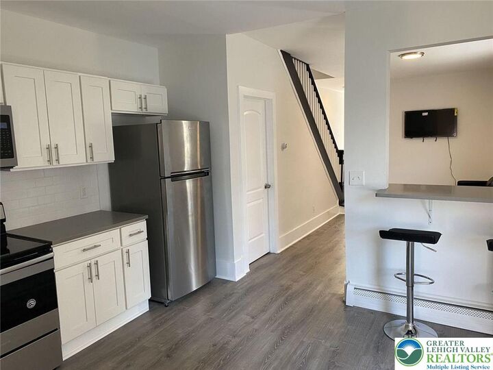 Property Photo:  515 Thomas Street  PA 18015 