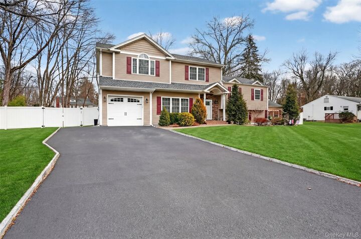 Property Photo:  40 Windmill Lane  NY 10956 