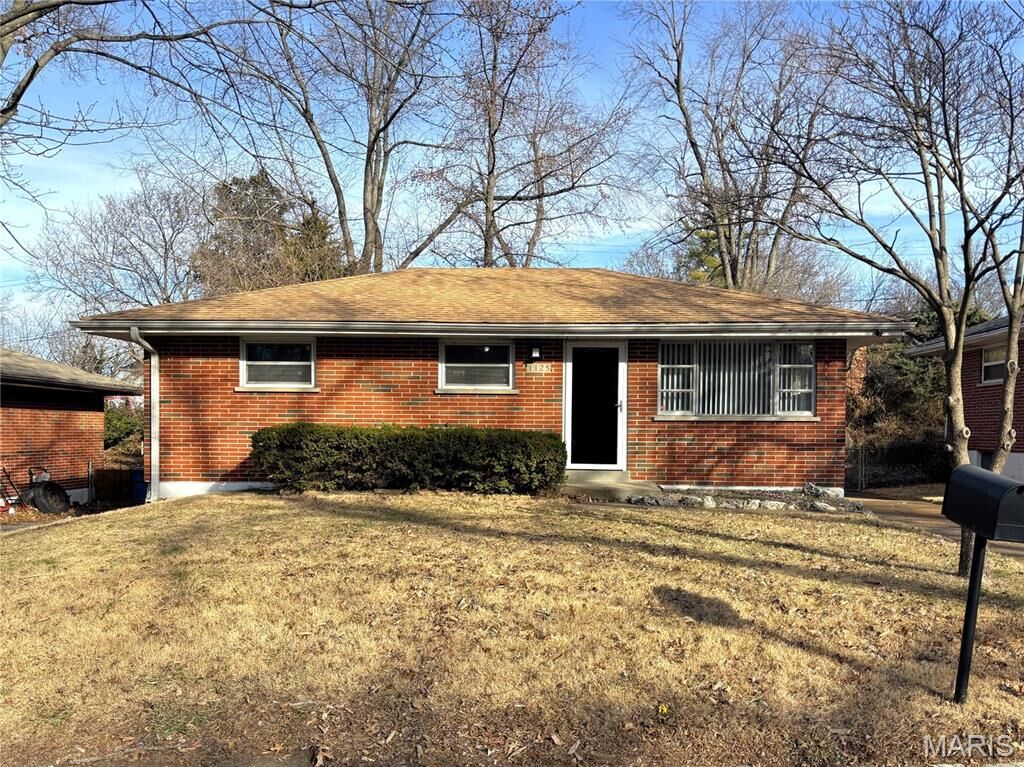 Property Photo: 1125 Walker Avenue MO 63138