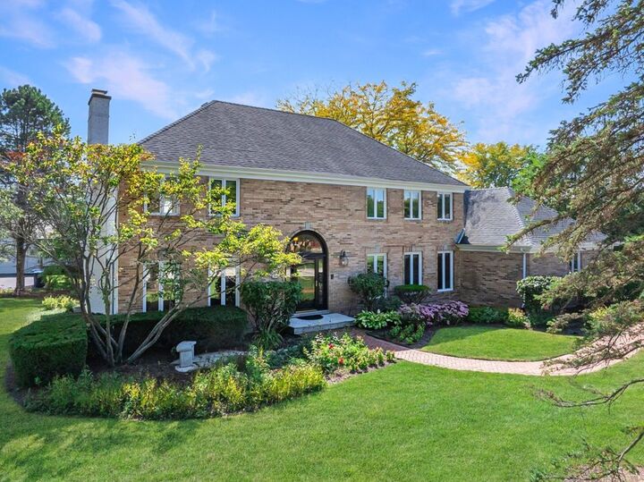 Property Photo: 304 Surrey Lane IL 60045