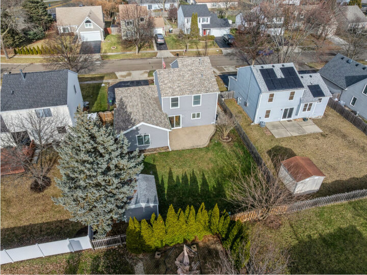 Property Photo:  105 Red Cedar Drive  IL 60107 