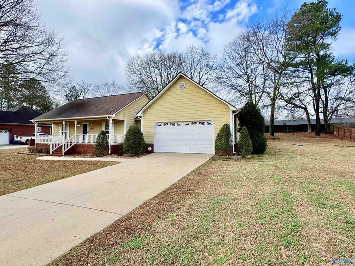 Property Photo:  191 Meadowood Lane  AL 35950 