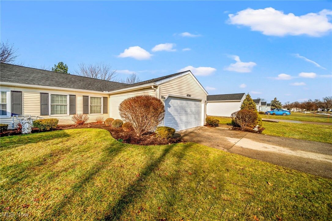 Property Photo:  6780 Farmingdale Lane  OH 44060 