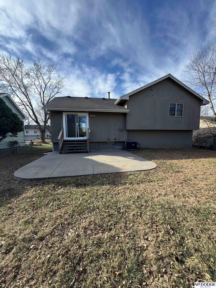 Property Photo:  11260 Erskine Street  NE 68164 