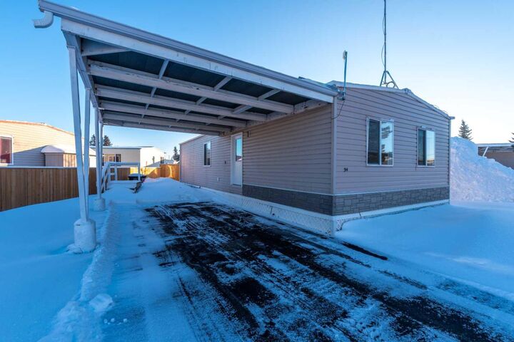 Photo de la propriété:  5308 57 Street 94  AB T9V 2A3 