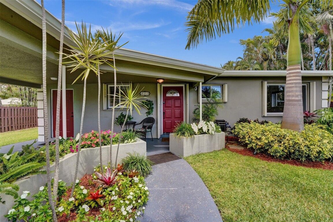 Property Photo:  461 NW 36th Street  FL 33309 