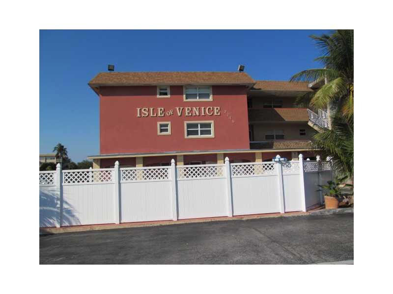 Property Photo:  2775 Taft Street 112  FL 33020 