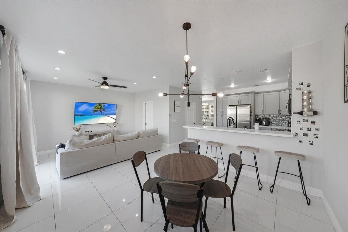 Property Photo:  3220 NW 32nd Terrace  FL 33309 