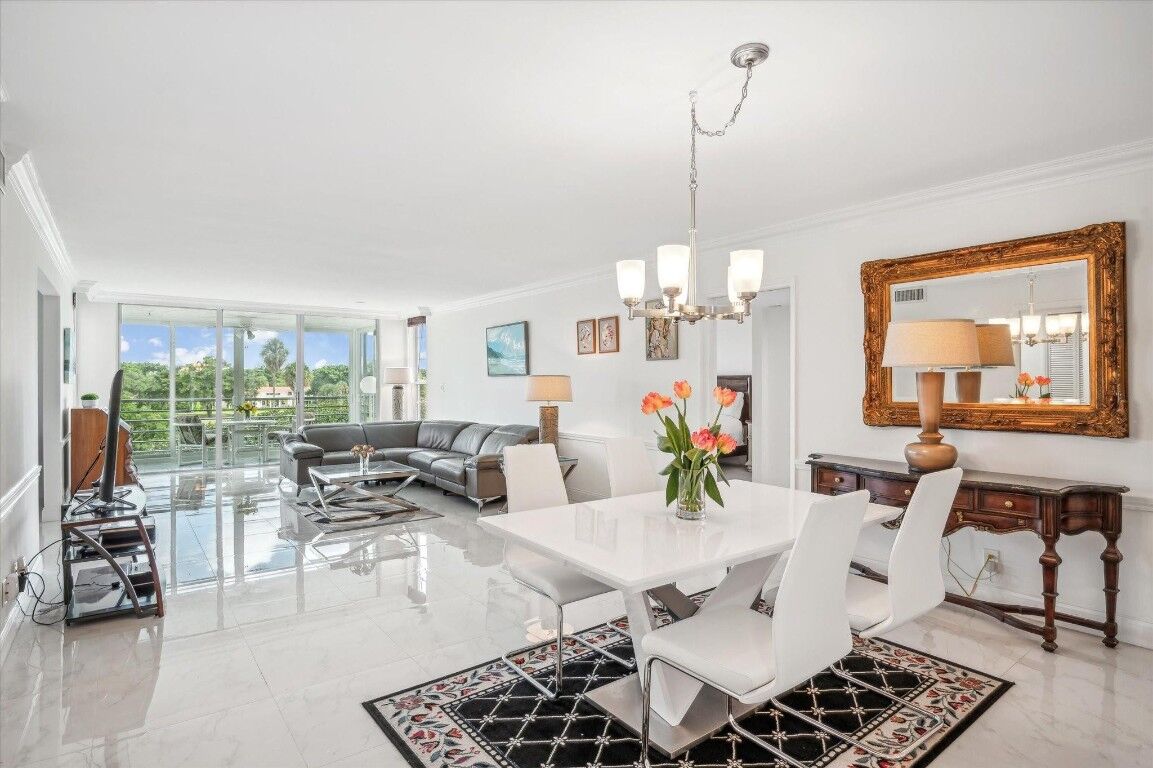 Property Photo:  806 Cypress Boulevard 402  FL 33069 