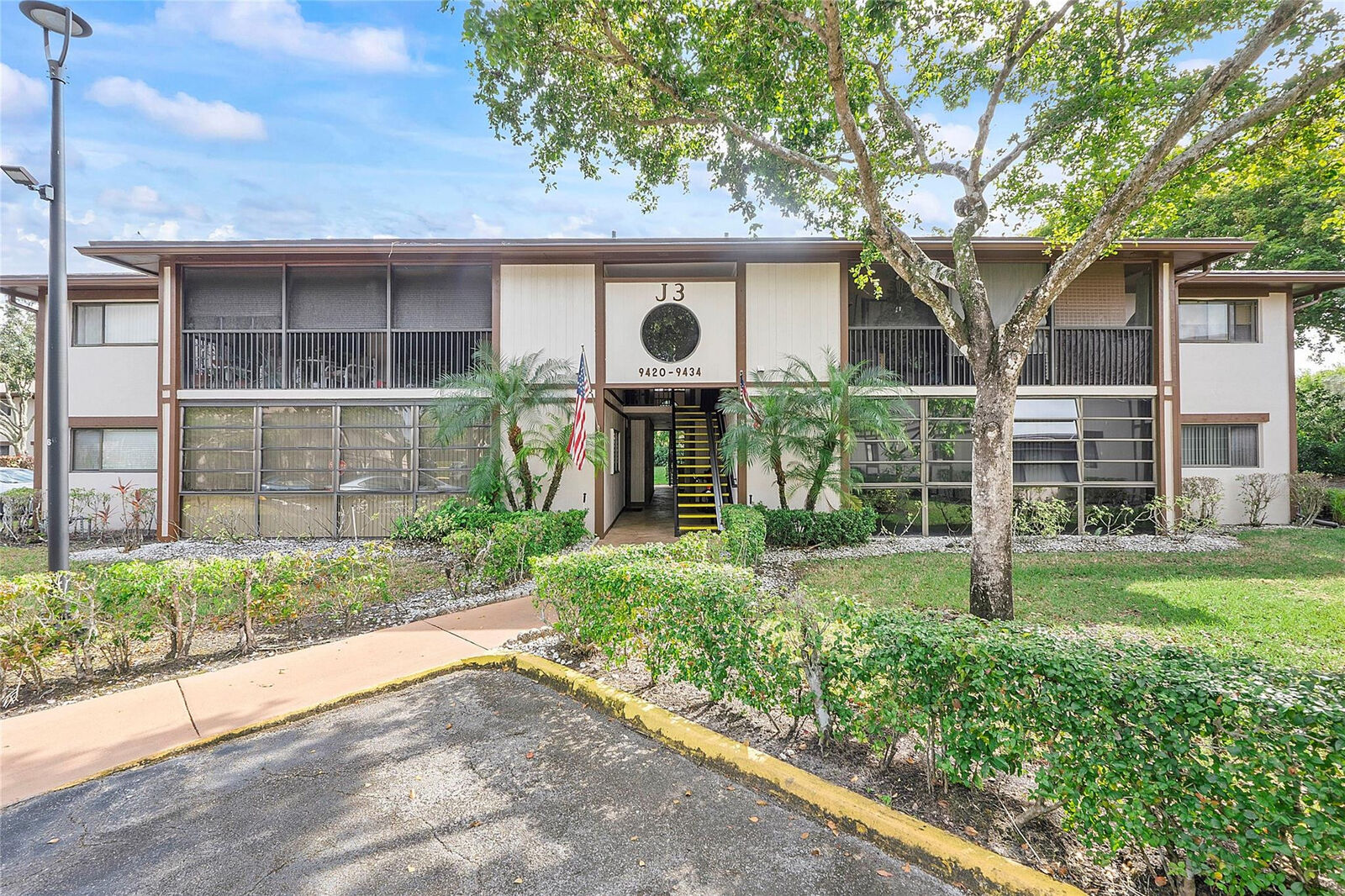 Property Photo: 9424 S Belfort Circle 110 FL 33321