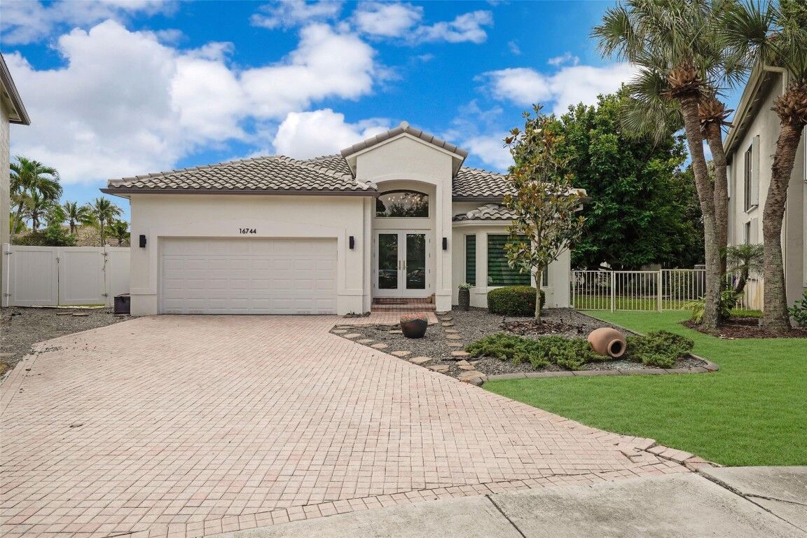Property Photo:  16744 NW 12th Court  FL 33028 
