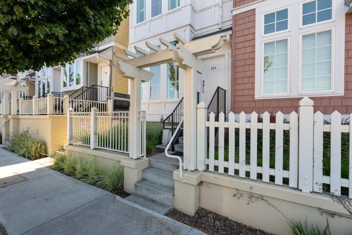 Property Photo:  235 Laurel Grove Lane  CA 95126 