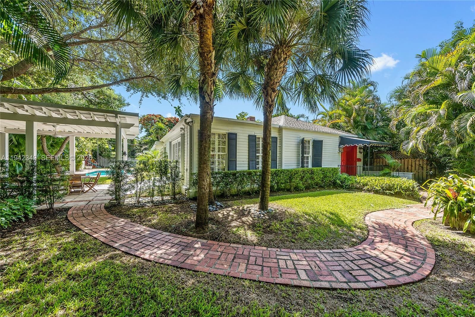 Property Photo:  4255 Lennox Dr  FL 33133 