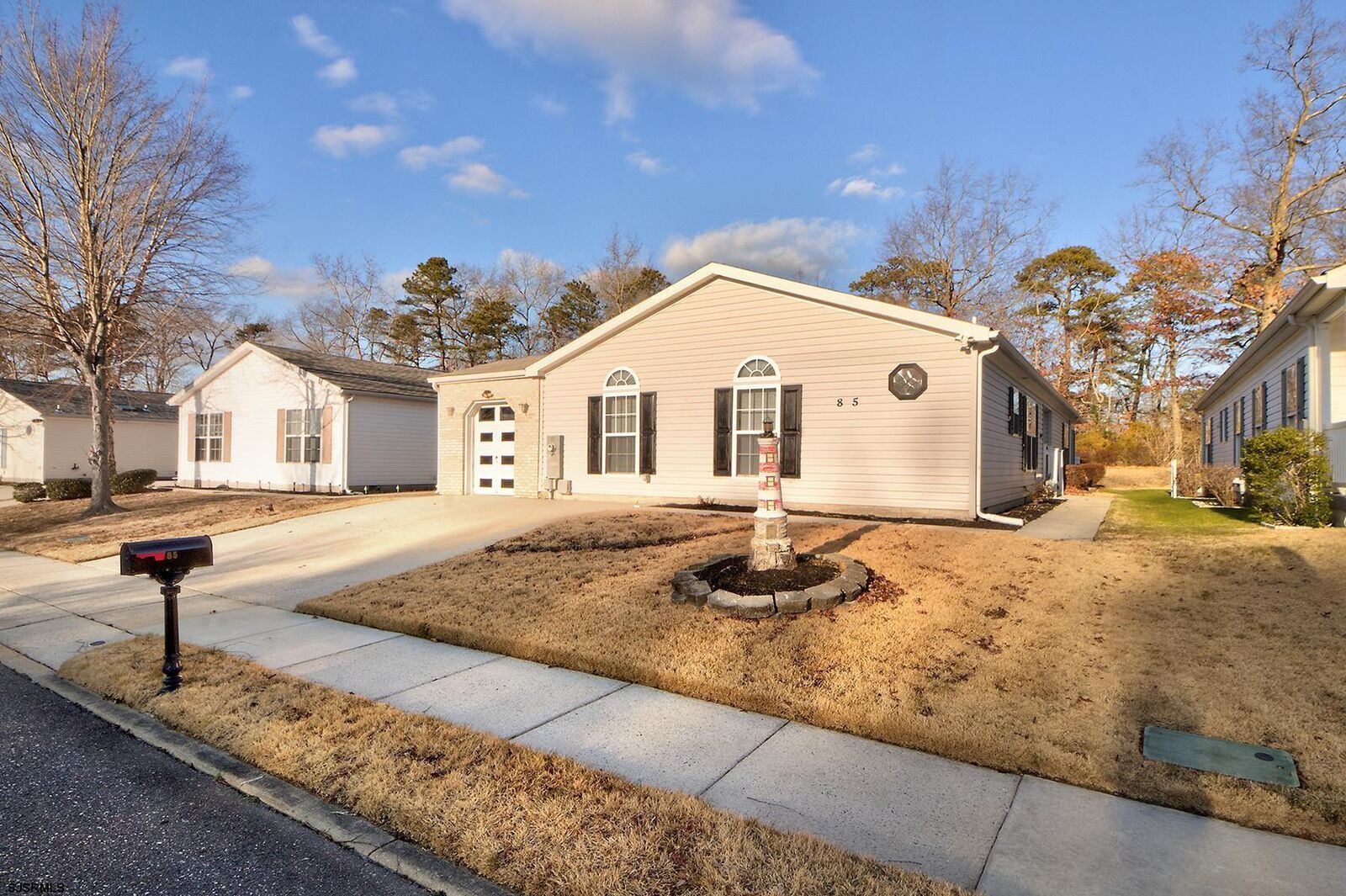 Property Photo: 85 Knollwood Dr Dr NJ 08330