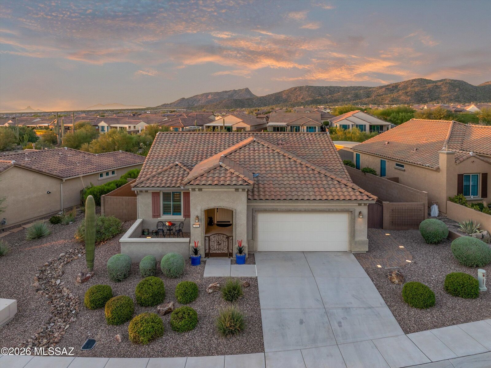 Property Photo:  7032 Cape Final Trail  AZ 85658 
