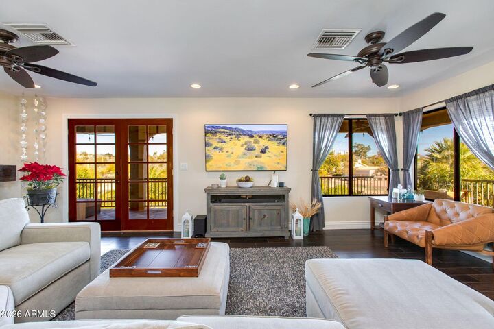 Property Photo:  15952 E Venetian Lane  AZ 85268 