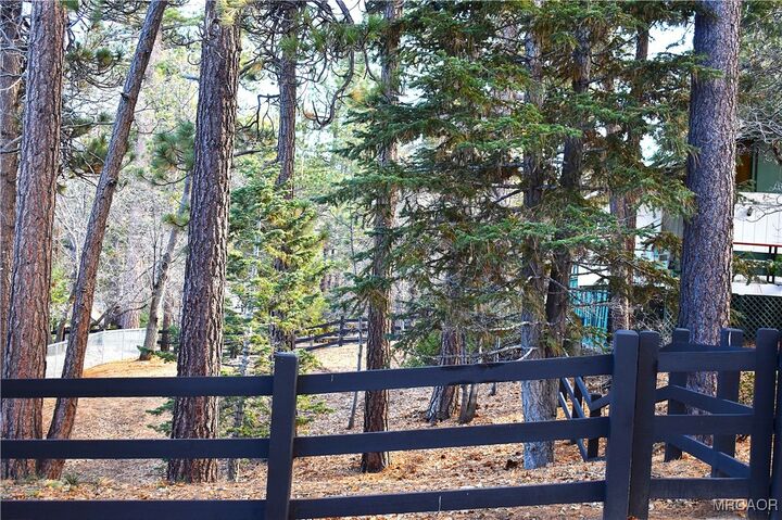 Property Photo:  812 Ford Lane  CA 92315 