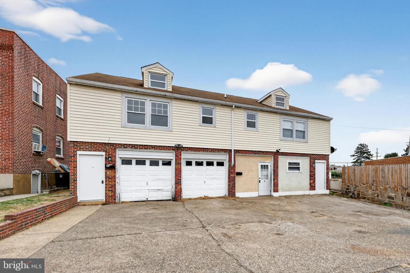 Property Photo:  1131 S Broom Street  DE 19805 