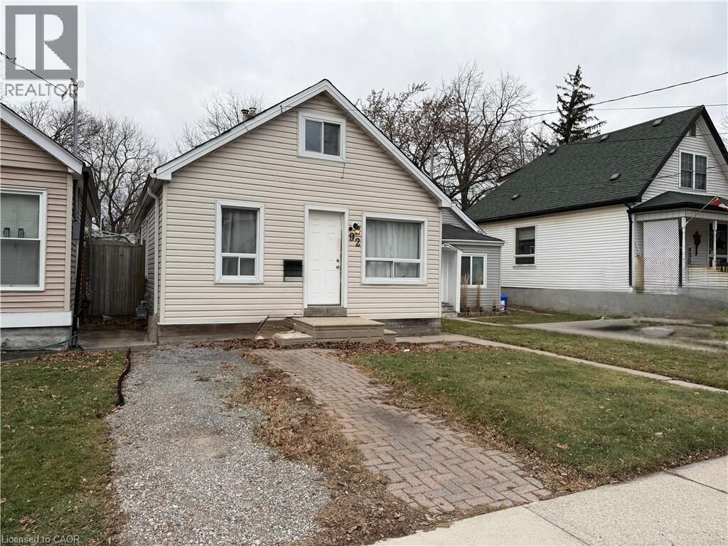 Property Photo:  92 East 24th Street  ON L8V 2Y1 