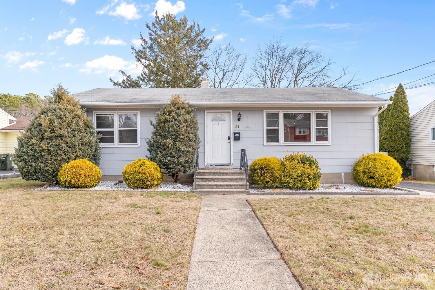 Property Photo:  132 Southwood Drive  NJ 08857 