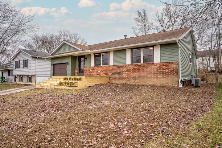 Property Photo:  247 Lonepine Road  OH 43015 