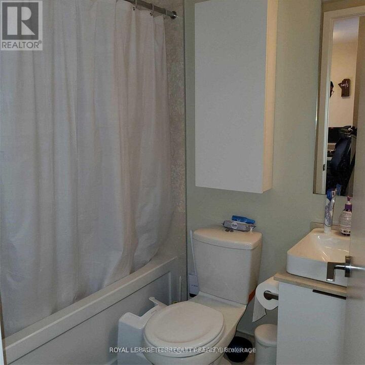 Property Photo: 14 York Street 1910 ON M5J 0B1