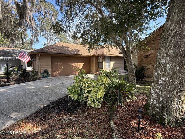 Property Photo:  6233 Klondike Drive  FL 32127 