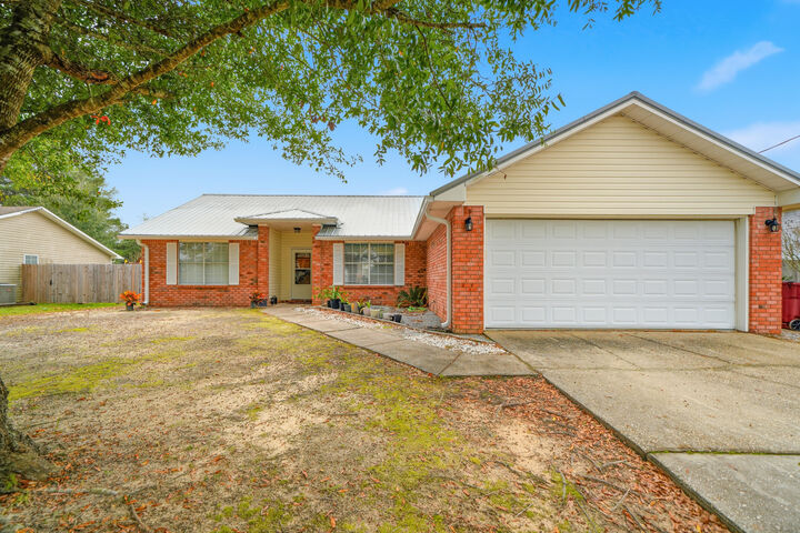 Property Photo:  1215 Ego Drive  FL 32536 