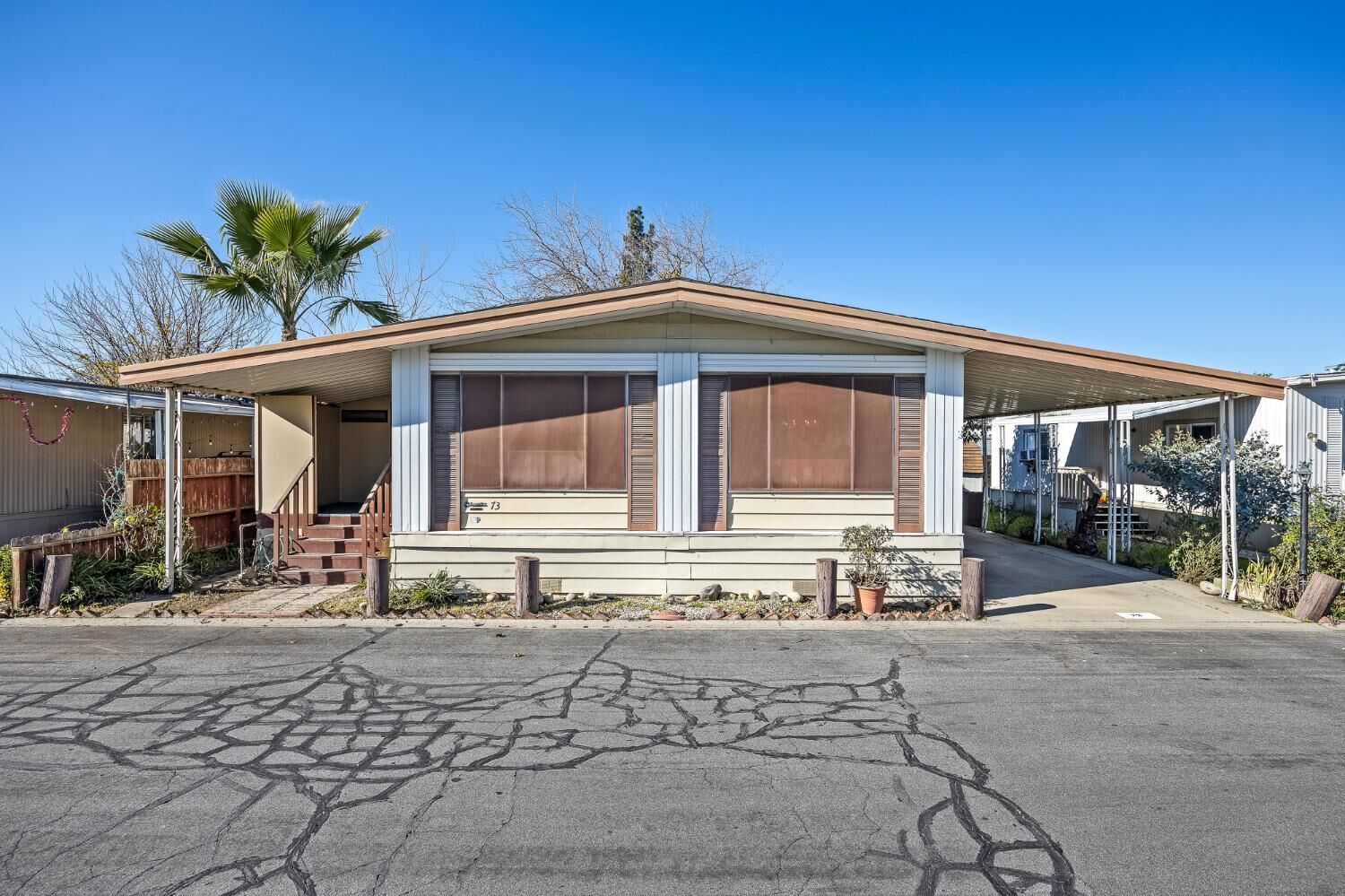 Property Photo:  5505 W Tulare Spc 73  CA 93277 
