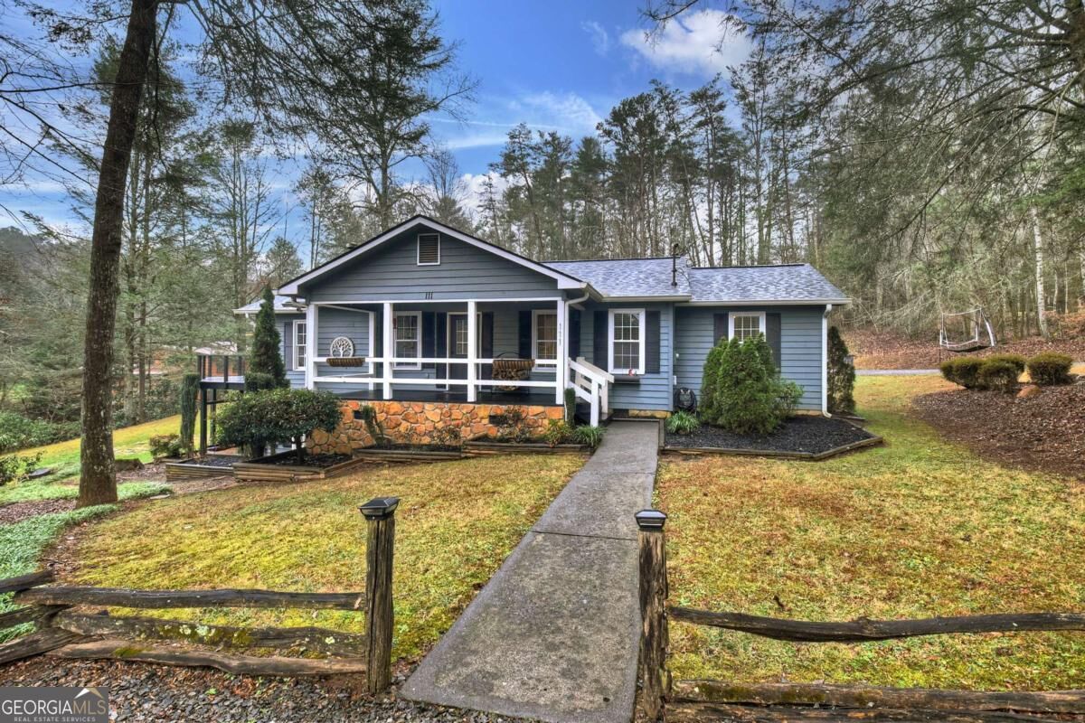 Property Photo:  111 Laurel Crossing  GA 30513 