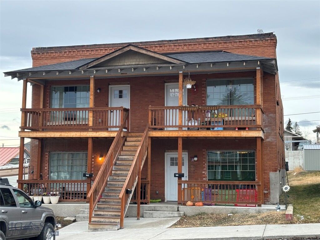 Property Photo:  423 S Dakota Street  MT 59701 