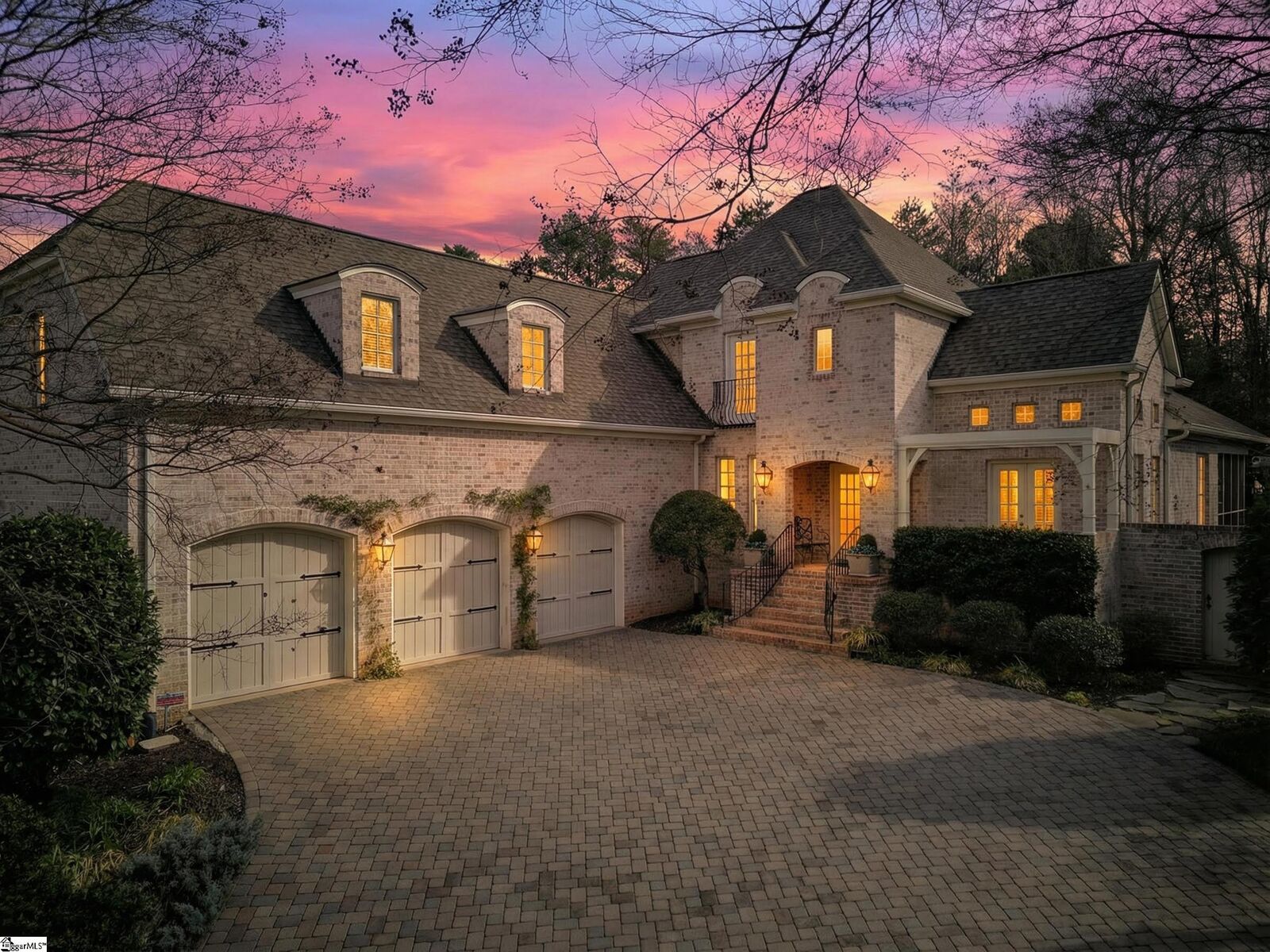 Property Photo: 22 Latour Way SC 29650