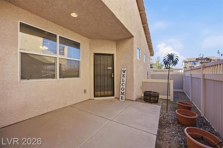 Property Photo: 981 Crescent Falls Street NV 89011