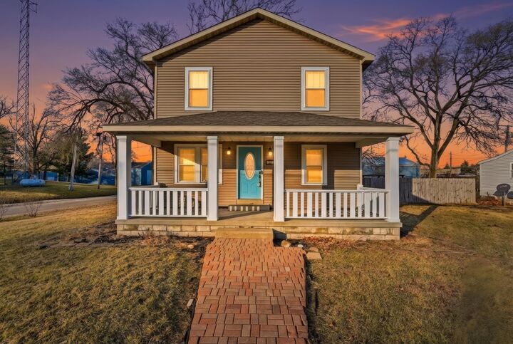 Property Photo:  122 9th Street  IN 46310 