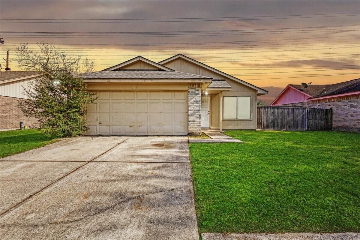 Property Photo:  14818 Gladewick Drive  TX 77396 