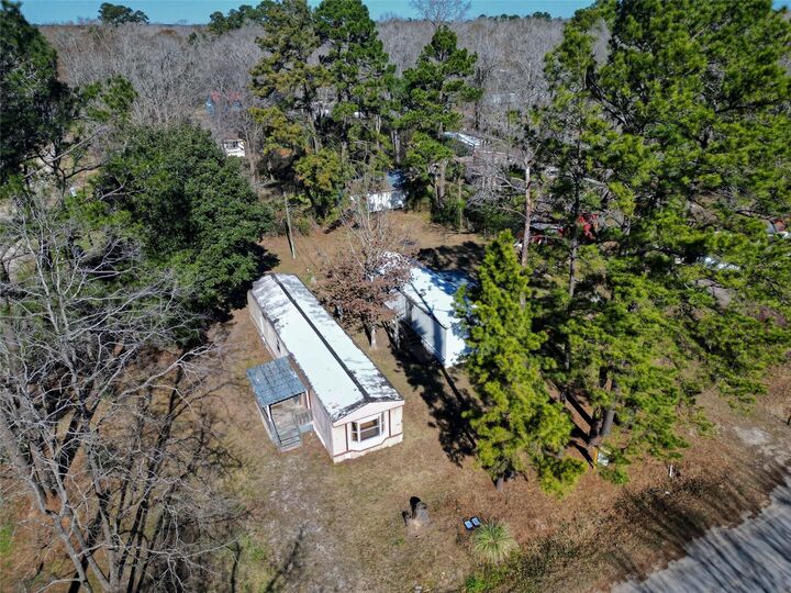 Property Photo:  284 Don Reily Drag  TX 77351 