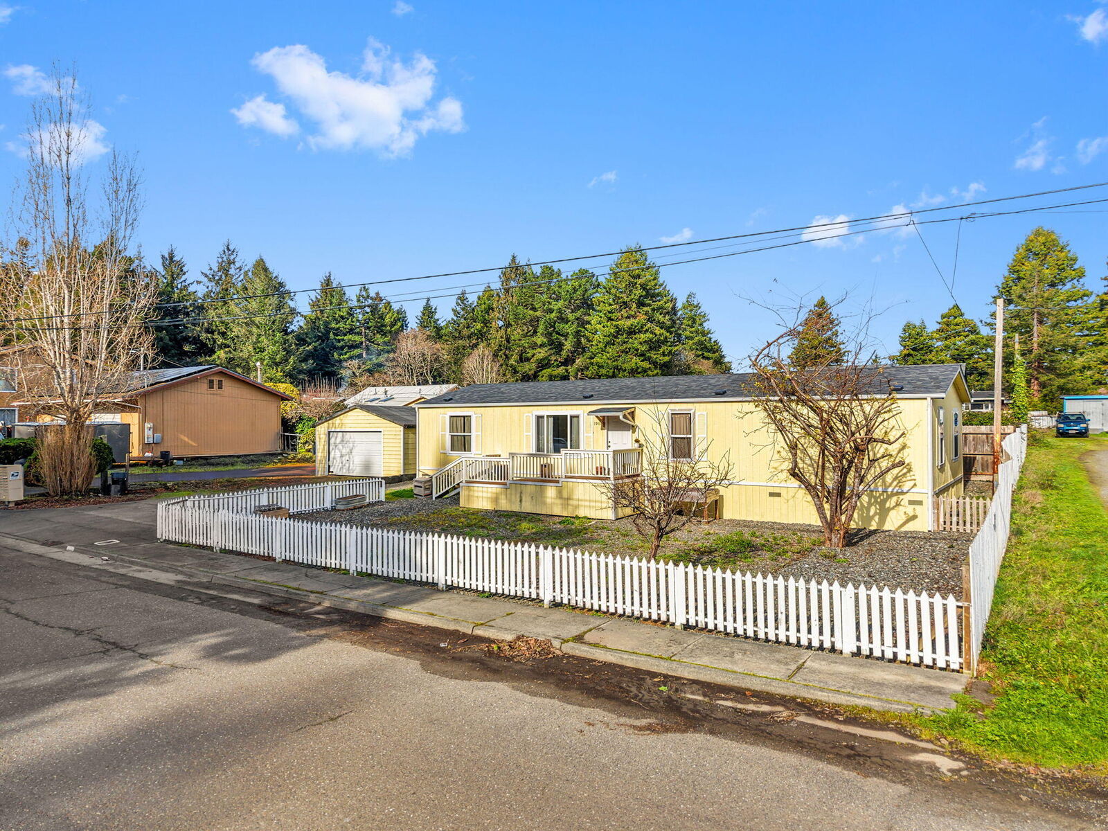 Property Photo:  19371941 Ridgewood Drive  CA 95503 