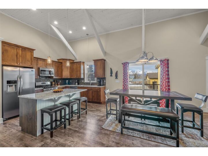 Property Photo:  600 Chestnut St B  CO 80461 